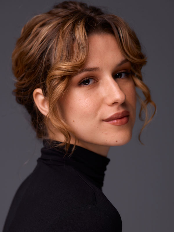 Andrea Cabret actriz