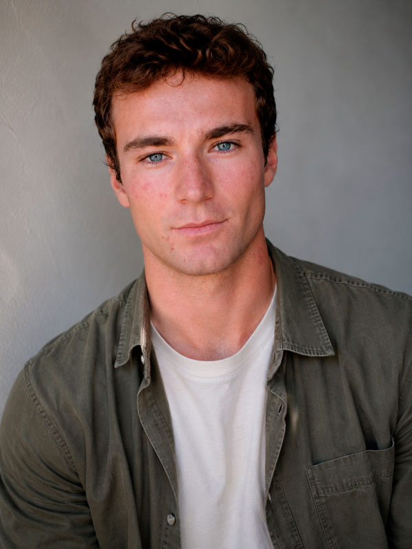 Kalani Mora actor